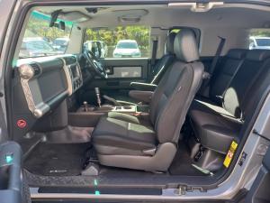 Toyota FJ Cruiser FJ Cruiser - Image 16