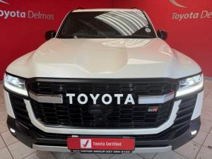 Toyota Landcruiser 300 V6 3.3D GR-S - Image 4