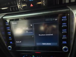 Toyota Fortuner 2.4GD-6 4X4 automatic - Image 11