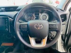 Toyota Hilux 2.4 GD-6 RB Raider automaticD/C - Image 8