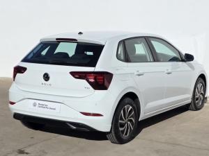 Volkswagen Polo 1.0 TSI Life DSG - Image 19