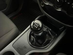 Ford Ranger 2.2TDCi XLD/C - Image 10