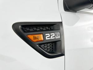 Ford Ranger 2.2TDCi XLD/C - Image 6
