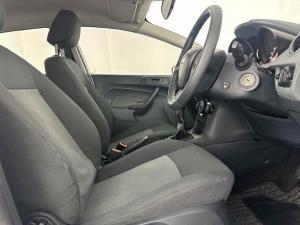 Ford Fiesta 1.4i Ambiente 5-Door - Image 15