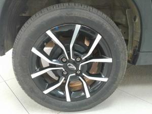 Mahindra KUV 100 1.2TD K8+ NXT - Image 9