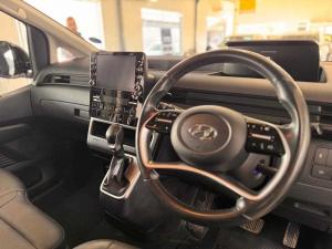 Hyundai Staria 2.2D Executive automatic - Image 8
