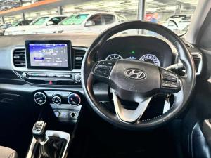 Hyundai Venue 1.0 Tgdi Fluid - Image 11