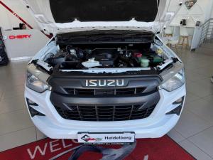 Isuzu D-MAX 1.9 Ddi HR L automatic D/C - Image 9