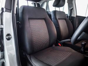 Volkswagen Polo Vivo hatch 1.4 Trendline - Image 12