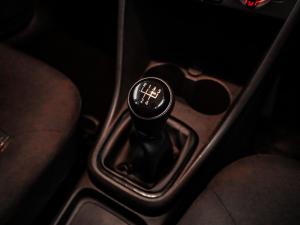 Volkswagen Polo Vivo hatch 1.4 Trendline - Image 15