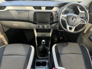 Renault Triber 1.0 Intens manual - Image 10