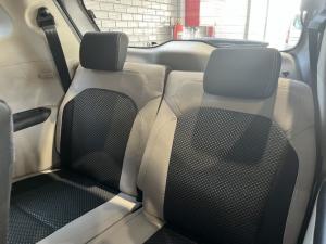 Renault Triber 1.0 Intens manual - Image 6