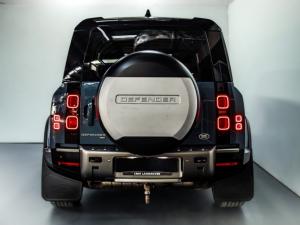 Land Rover Defender 110 D300 X-Dynamic HSE - Image 6
