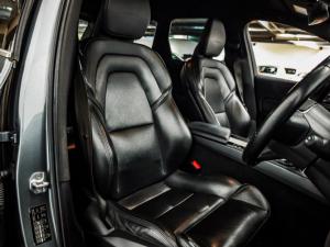 Volvo XC60 D5 AWD Inscription - Image 12