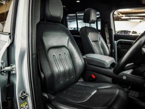 Land Rover Defender 110 D240 X-Dynamic SE - Image 11