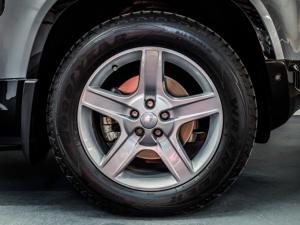 Land Rover Defender 110 D240 X-Dynamic SE - Image 4