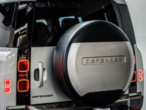 Land Rover Defender 110 D240 X-Dynamic SE - Image 9