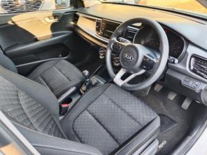 Kia Rio hatch 1.2 LS - Image 8