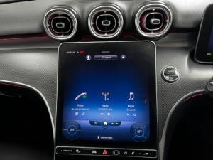 Mercedes-Benz C-Class C200 - Image 9