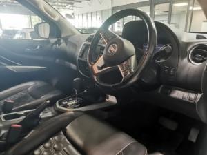 Nissan Navara 2.5DDTi double cab LE Plus 4x4 - Image 5