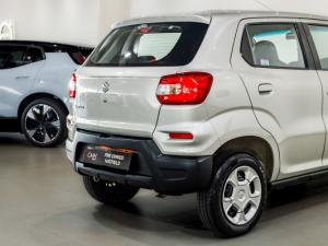 Suzuki S-Presso 1.0 GL manual - Image 9
