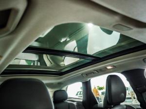 Volvo XC60 B6 AWD Ultimate Dark - Image 19