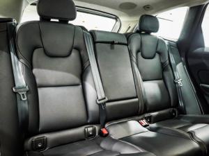 Volvo XC60 B6 AWD Ultimate Dark - Image 20