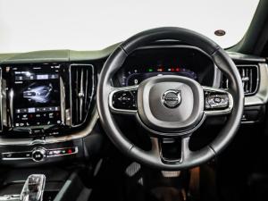 Volvo XC60 B5 AWD Plus Dark - Image 18