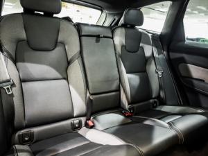 Volvo XC60 B5 AWD Plus Dark - Image 20