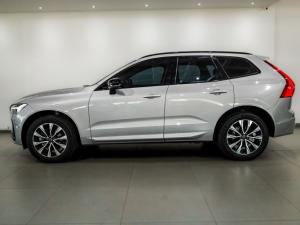 Volvo XC60 B5 AWD Plus Dark - Image 3
