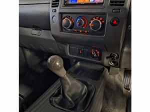 Nissan Navara 2.5dCi double cab 4x4 XE - Image 12
