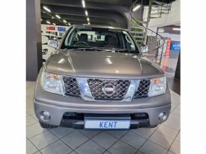 Nissan Navara 2.5dCi double cab 4x4 XE - Image 2