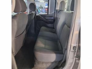 Nissan Navara 2.5dCi double cab 4x4 XE - Image 6