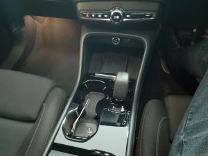 Volvo XC40 Recharge Single Motor Plus - Image 17