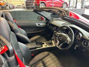 Mercedes-Benz SLK SLK200 BlueEfficiency auto - Image 9