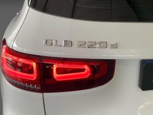 Mercedes-Benz GLB GLB220d 4Matic AMG Line - Image 12