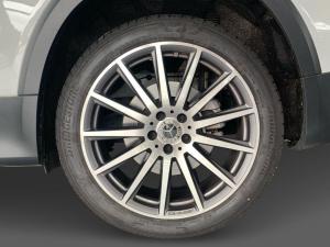 Mercedes-Benz GLB GLB220d 4Matic AMG Line - Image 9