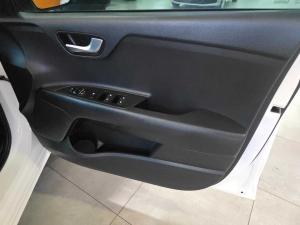 Kia RIO 1.4 TEC 5-Door - Image 13