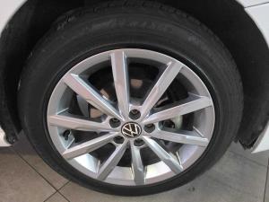 Volkswagen Polo Vivo 1.4 Comfortline - Image 14