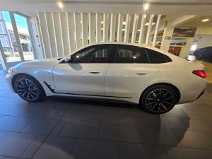 BMW i4 eDrive35 M Sport - Image 4