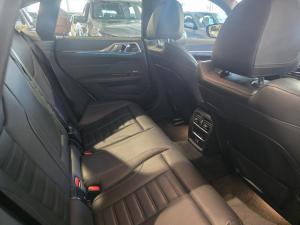 BMW i4 eDrive35 M Sport - Image 8