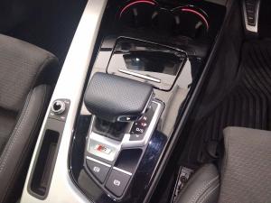 Audi S4 TFSI quattro - Image 13