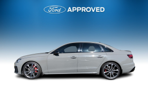 Audi S4 TFSI quattro - Image 5