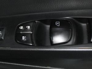 Nissan Navara 2.5DDTi double cab Pro-4X 4x4 - Image 17