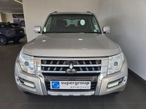 Mitsubishi Pajero 5-door 3.2DI-D GLS - Image 2