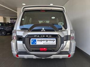 Mitsubishi Pajero 5-door 3.2DI-D GLS - Image 6