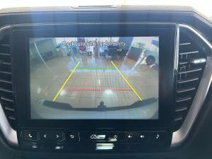 Isuzu D-Max 3.0TD double cab V-Cross - Image 13
