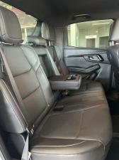 Isuzu D-Max 3.0TD double cab V-Cross - Image 15