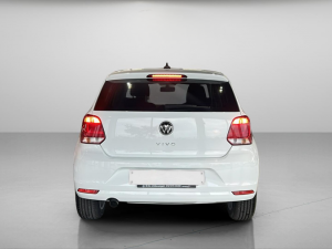 Volkswagen Polo Vivo hatch 1.6 Style - Image 2