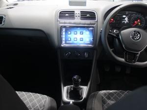 Volkswagen Polo Vivo hatch 1.6 Style - Image 8